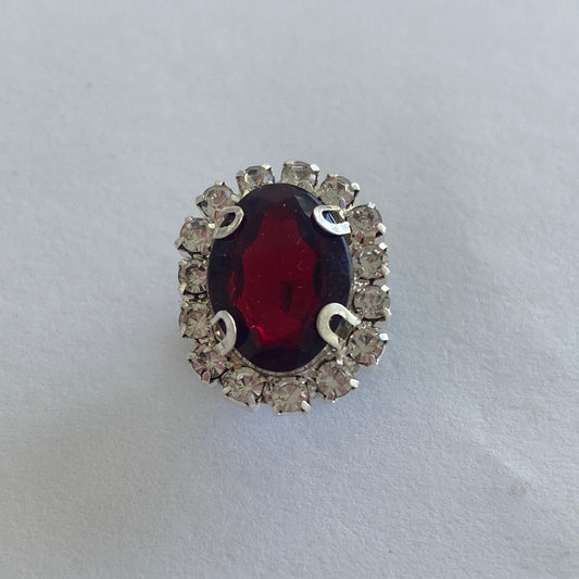 Oval Rhinestone - Scarlet