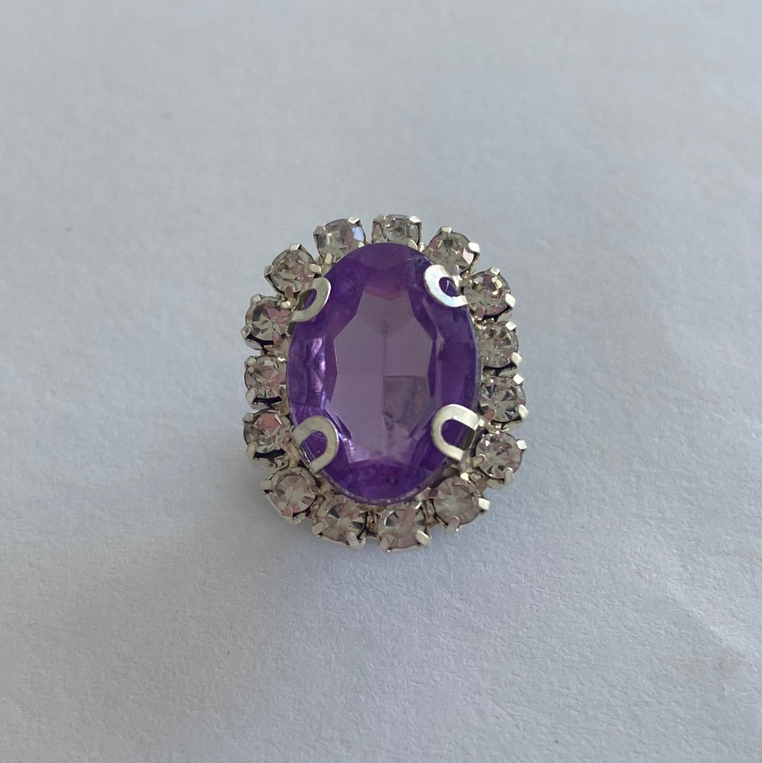 Oval Rhinestone - Light Violet